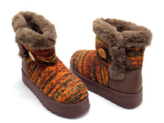 Snow boots - Warm winter footwear with button details