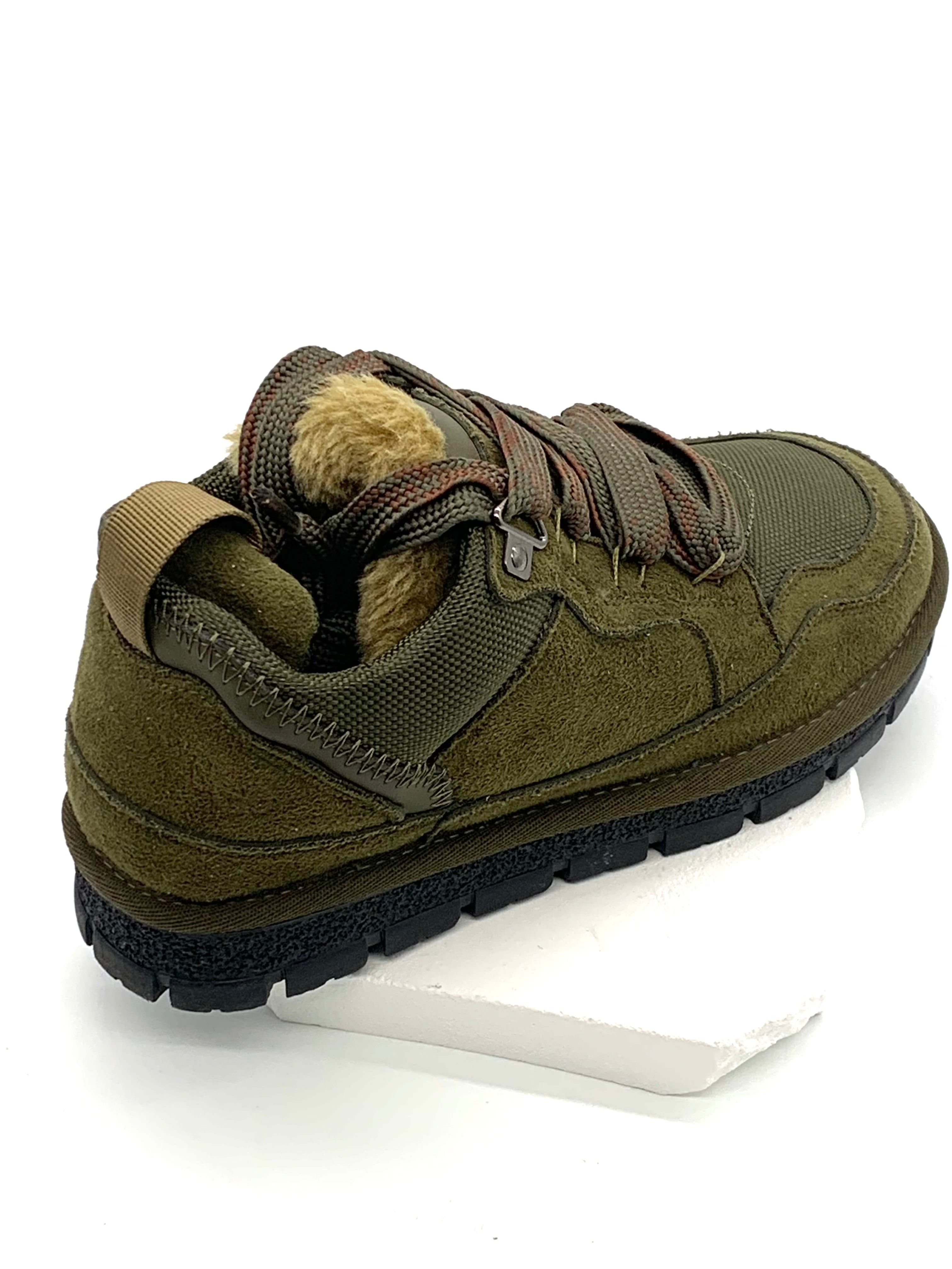 Men's Military Green Fleece - Lined Hiking Sneakers with Anti - Slip Rubber Sole, Comfortable & Stylish for Outdoor Activities