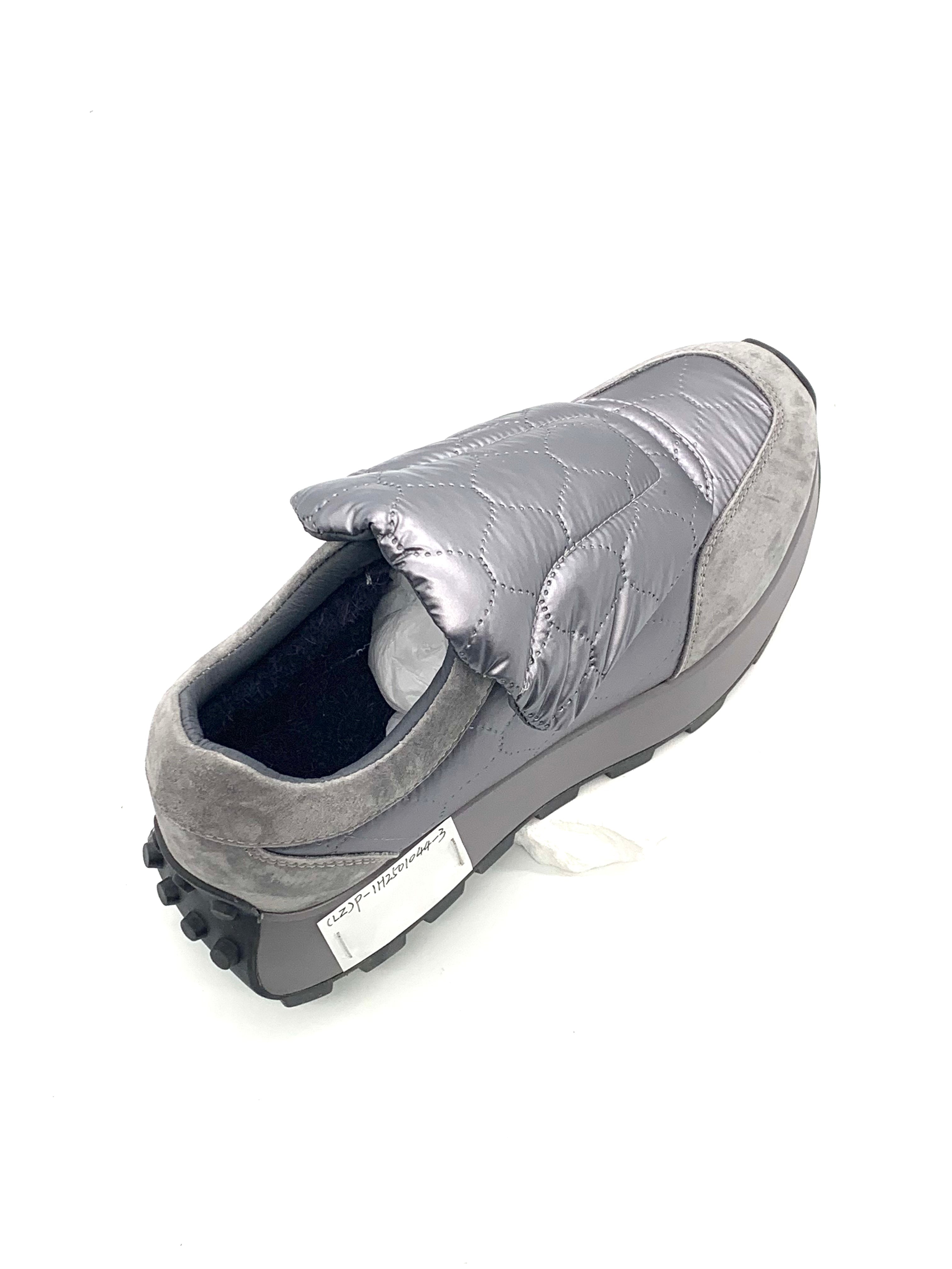 Women's Quilted Slip - On Sneakers, Metallic Silver Warm Platform Shoes for Winter Casual Wear
