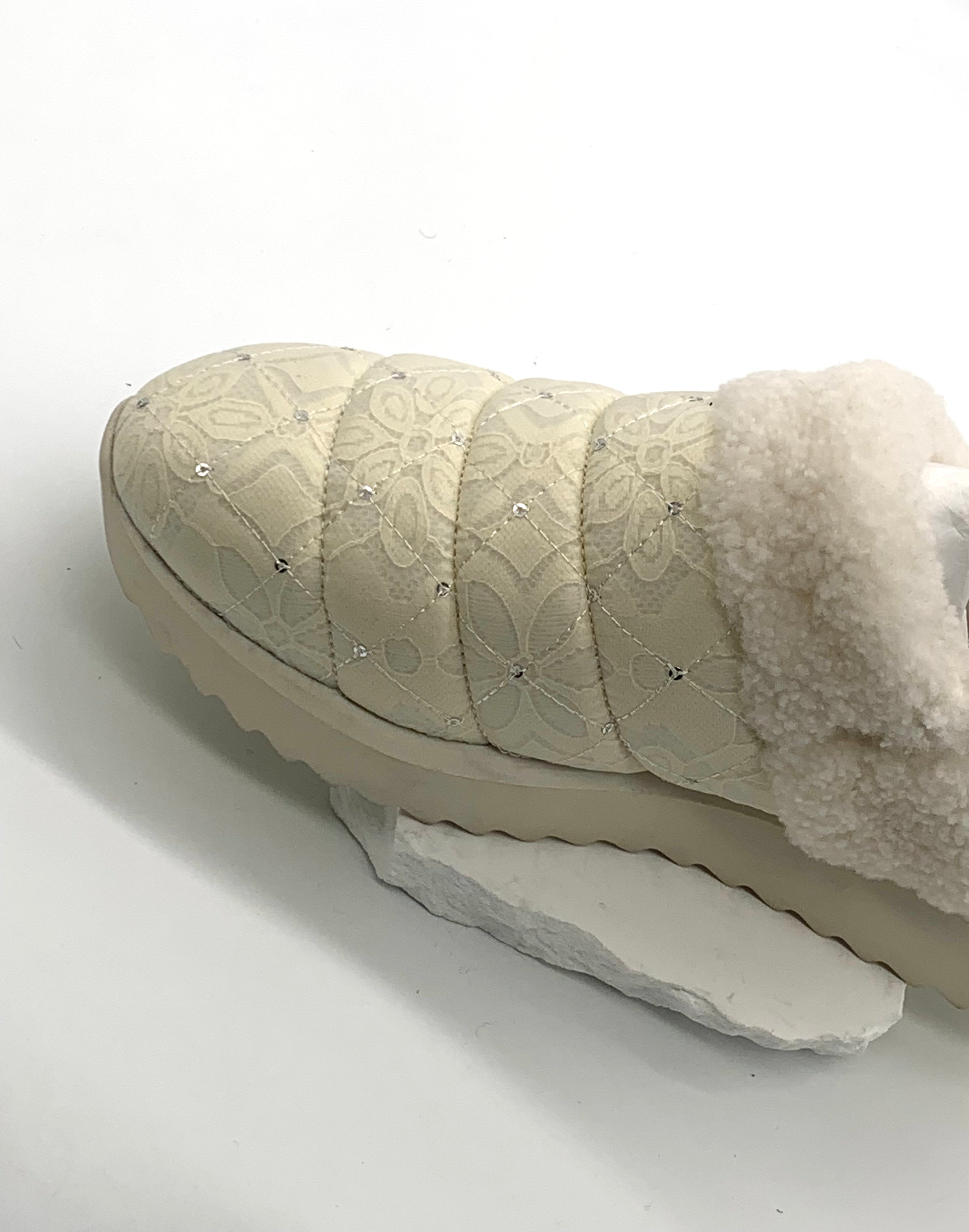 Women's Lace Embellished Non-Slip Slippers, Cozy Wool Lined Winter Warm Shoes with Rhinestones