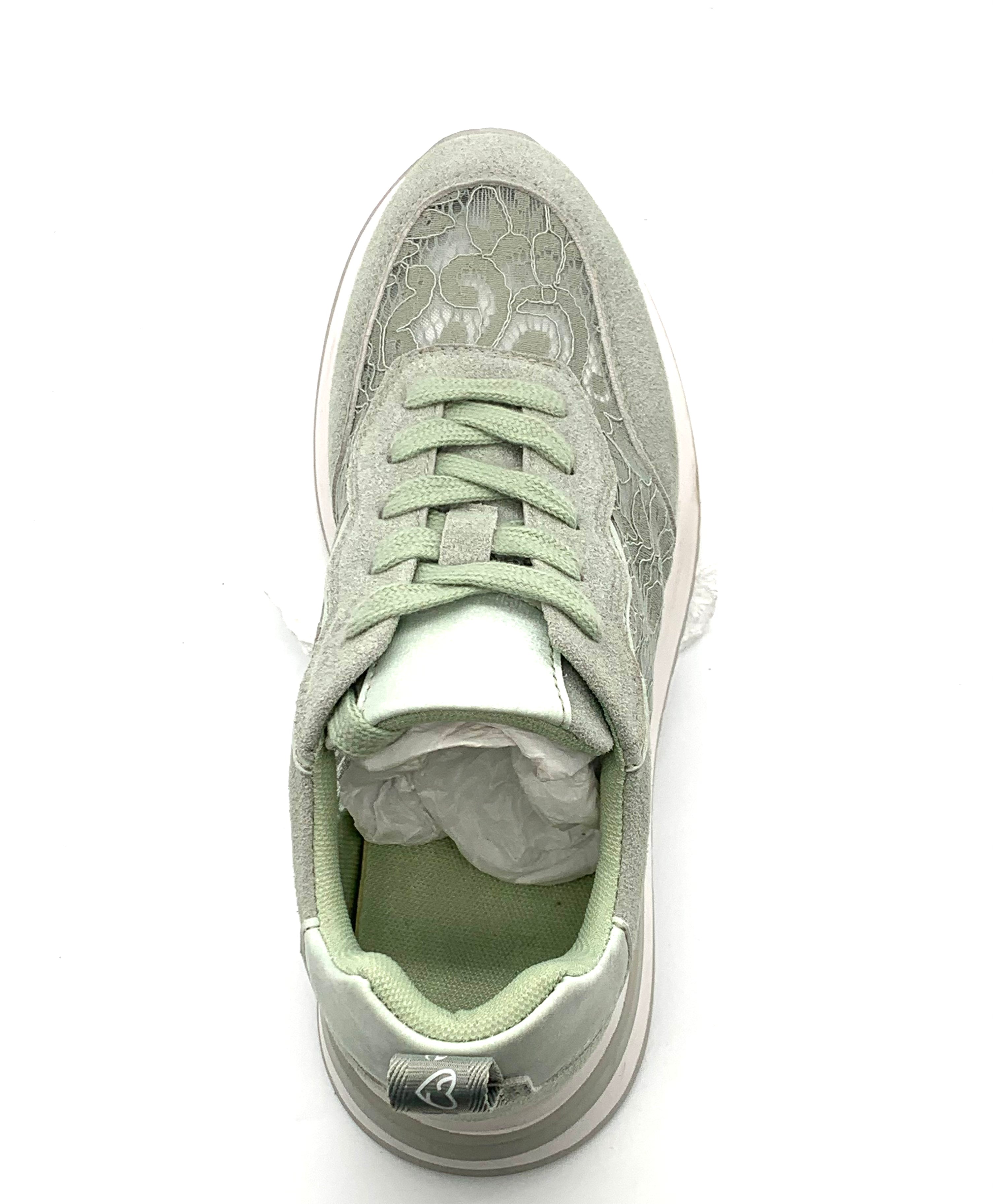 Women's light green sneakers with lace-ups, breathable and stylish for casual wear