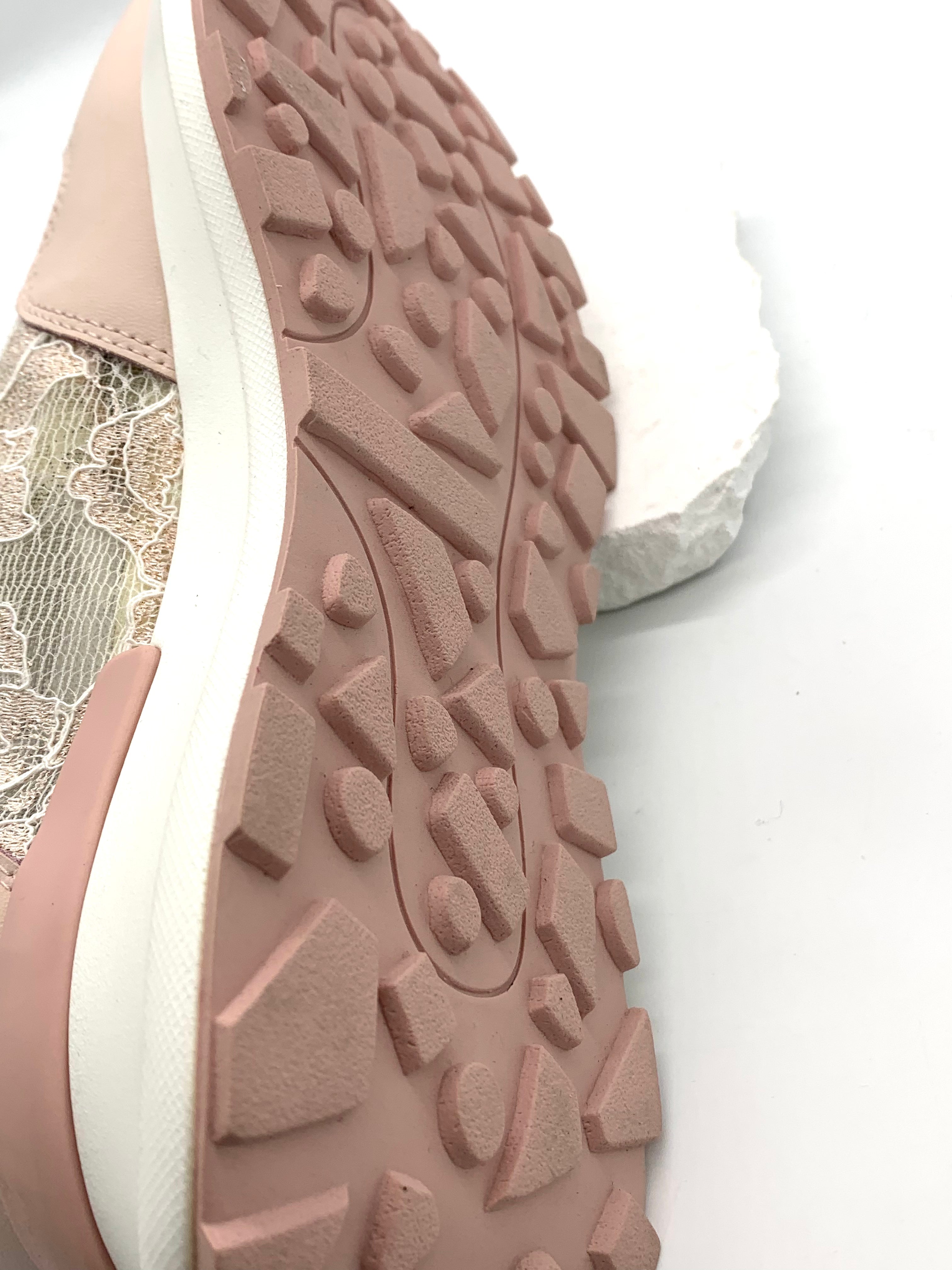 Women's Beige Leather Sneakers with Lace Panels, Stylish & Breathable for Casual Outfits