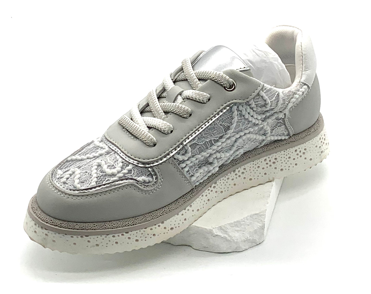 Women's Light Gray Leather Sneakers with Lace Details, Breathable & Stylish Casual Shoes