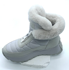 Women's Light Gray Winter Snow Boots with Fleece Lining, Quilted Design & Chunky Sole