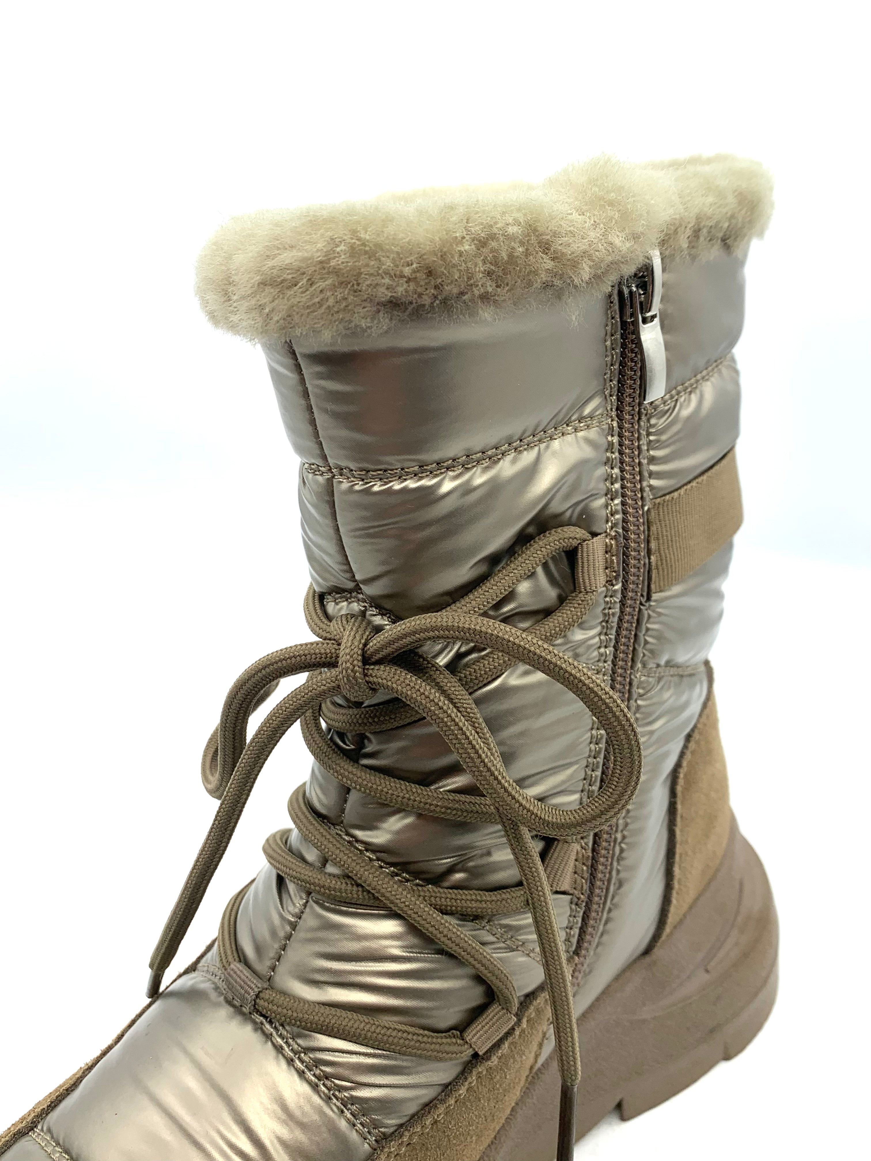 Women's Champagne - Gold Quilted Winter Snow Boots with Fleece Lining & Side Zipper