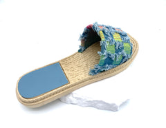 Patchwork denim and woven slippers - a bohemian holiday on your feet