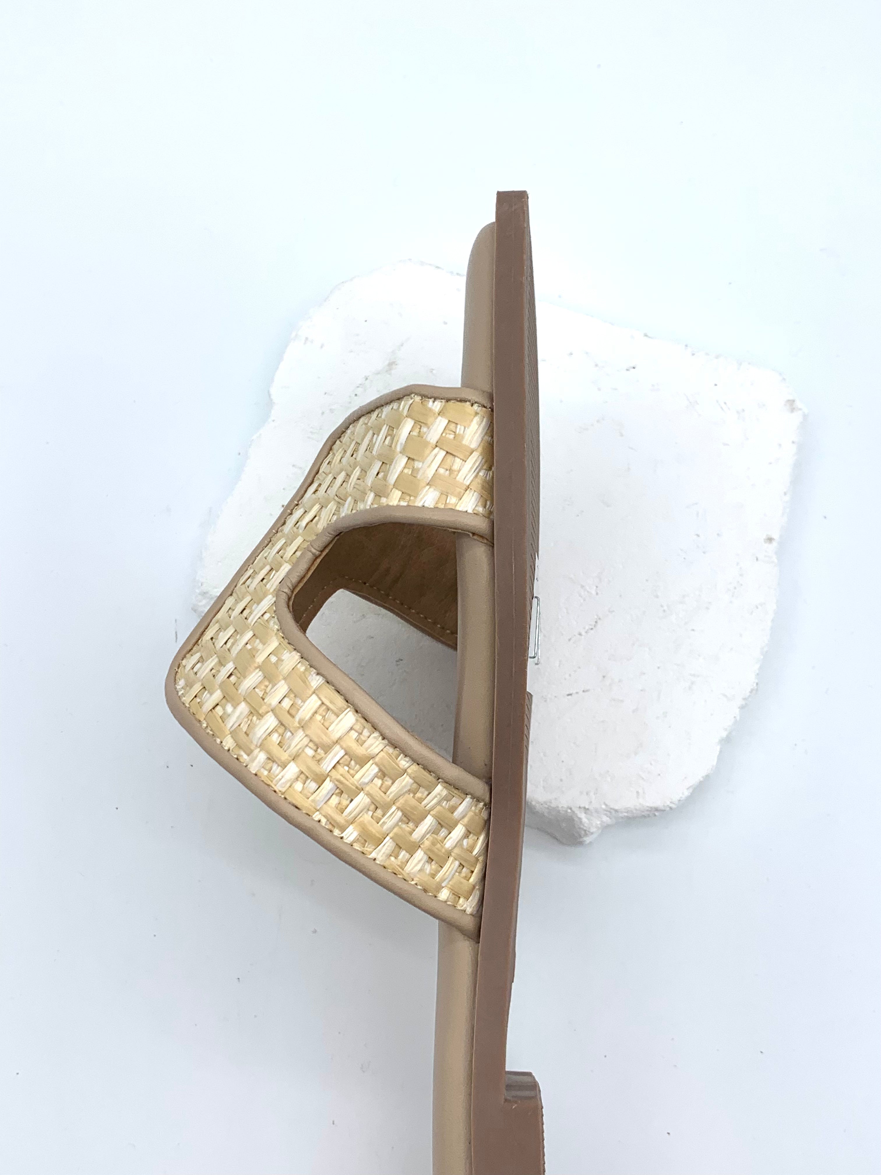 Woven Square - Toe Slides - South French Laziness on Your Feet