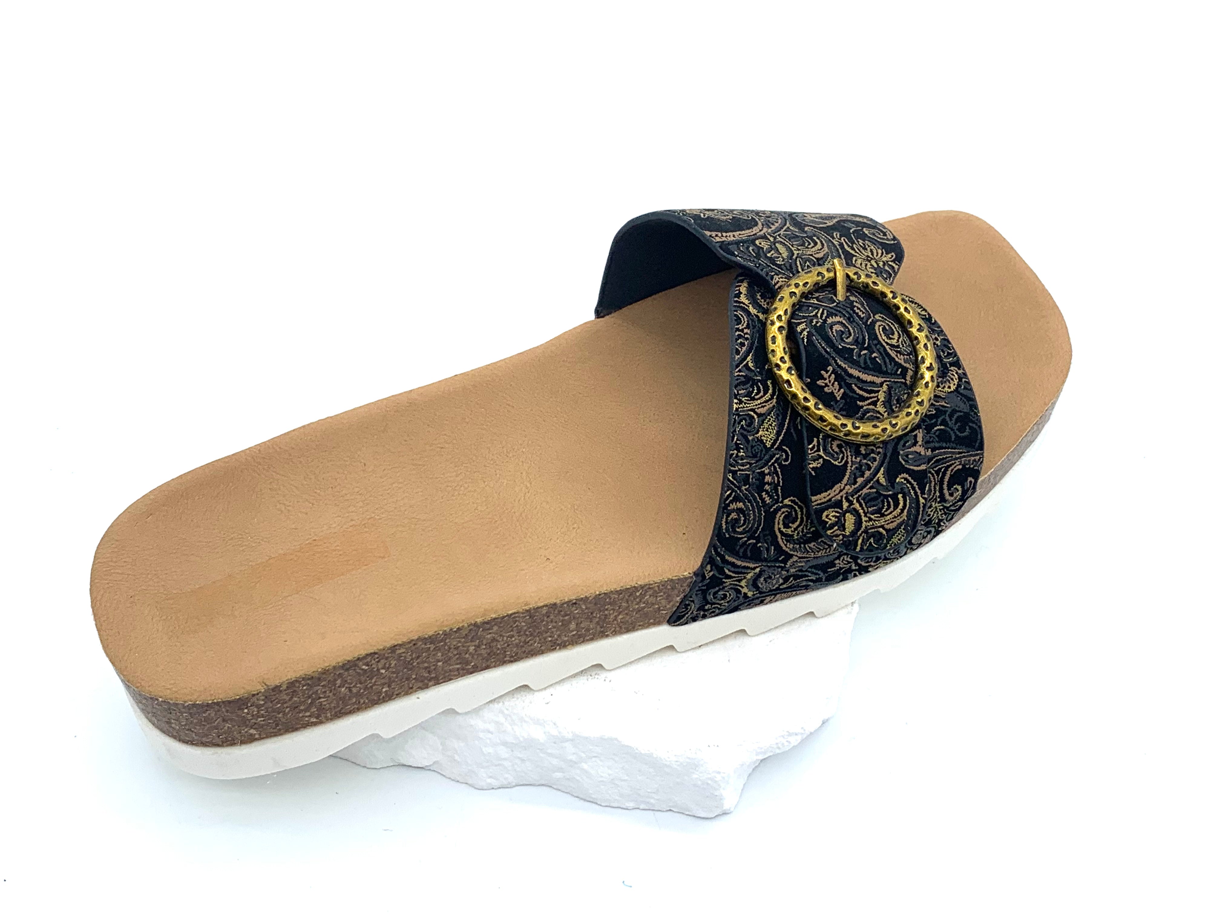 Women's Ethnic Metal Buckle Sandals - Black